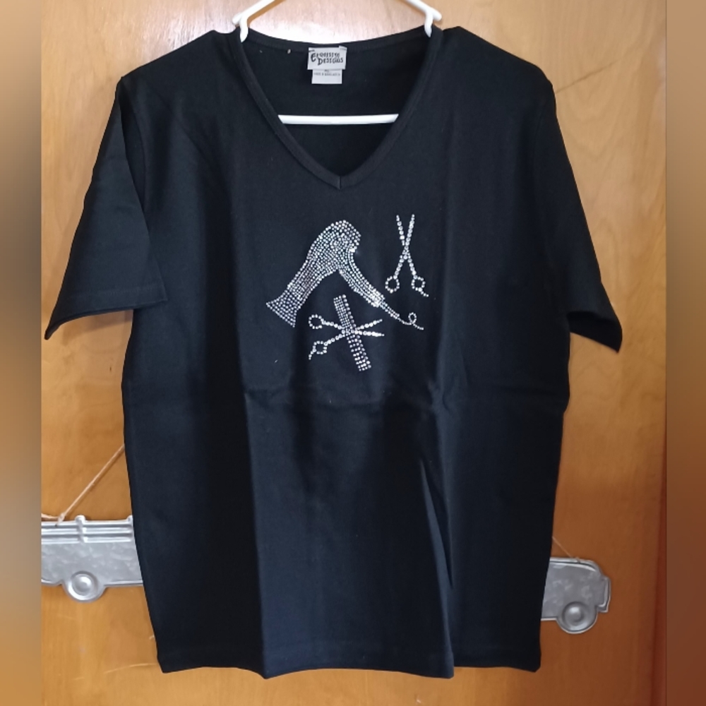 Women's hairdresser shirt  XL new